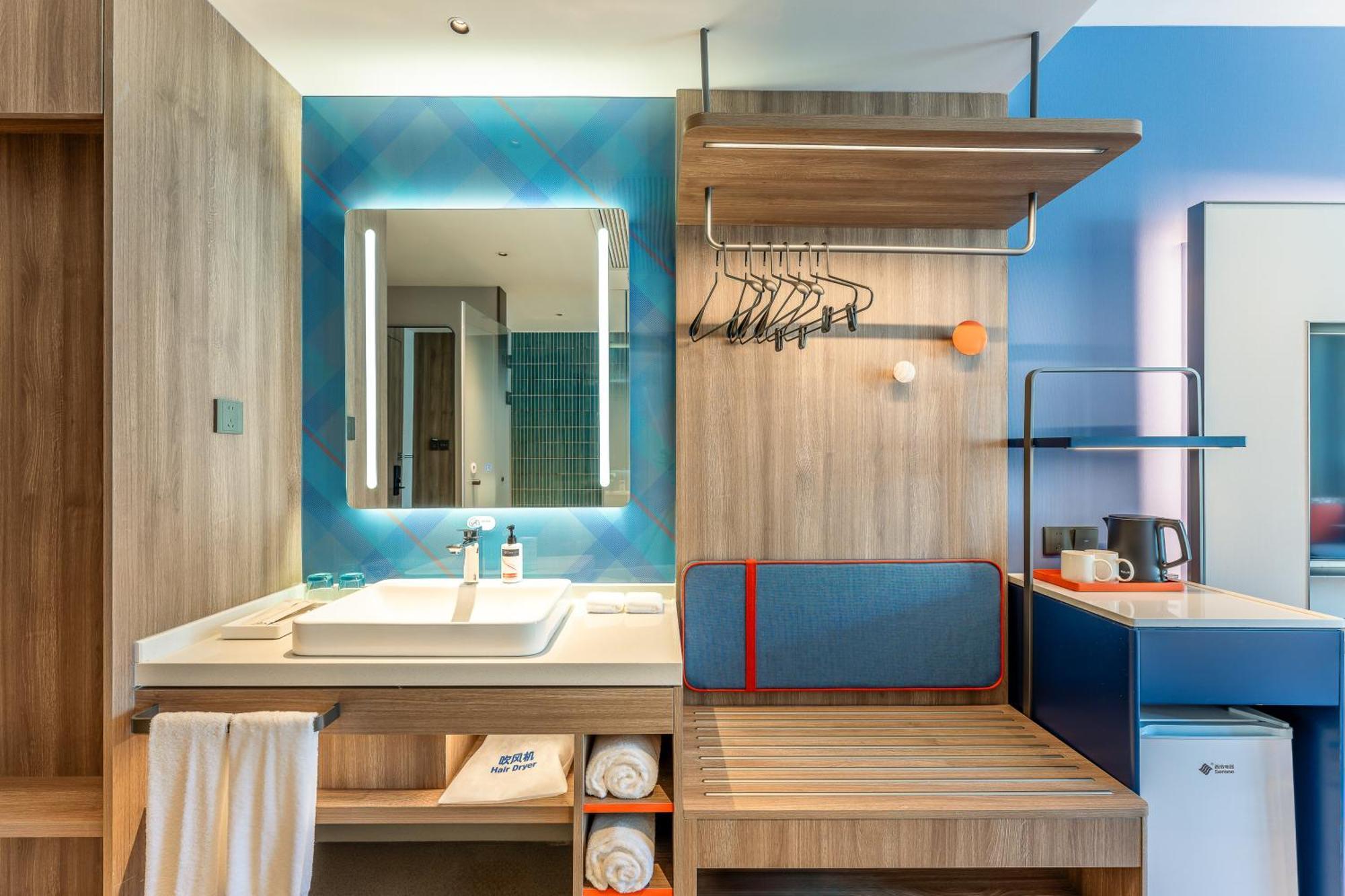 Holiday Inn Express Taizhou City Center By Ihg ภายนอก รูปภาพ